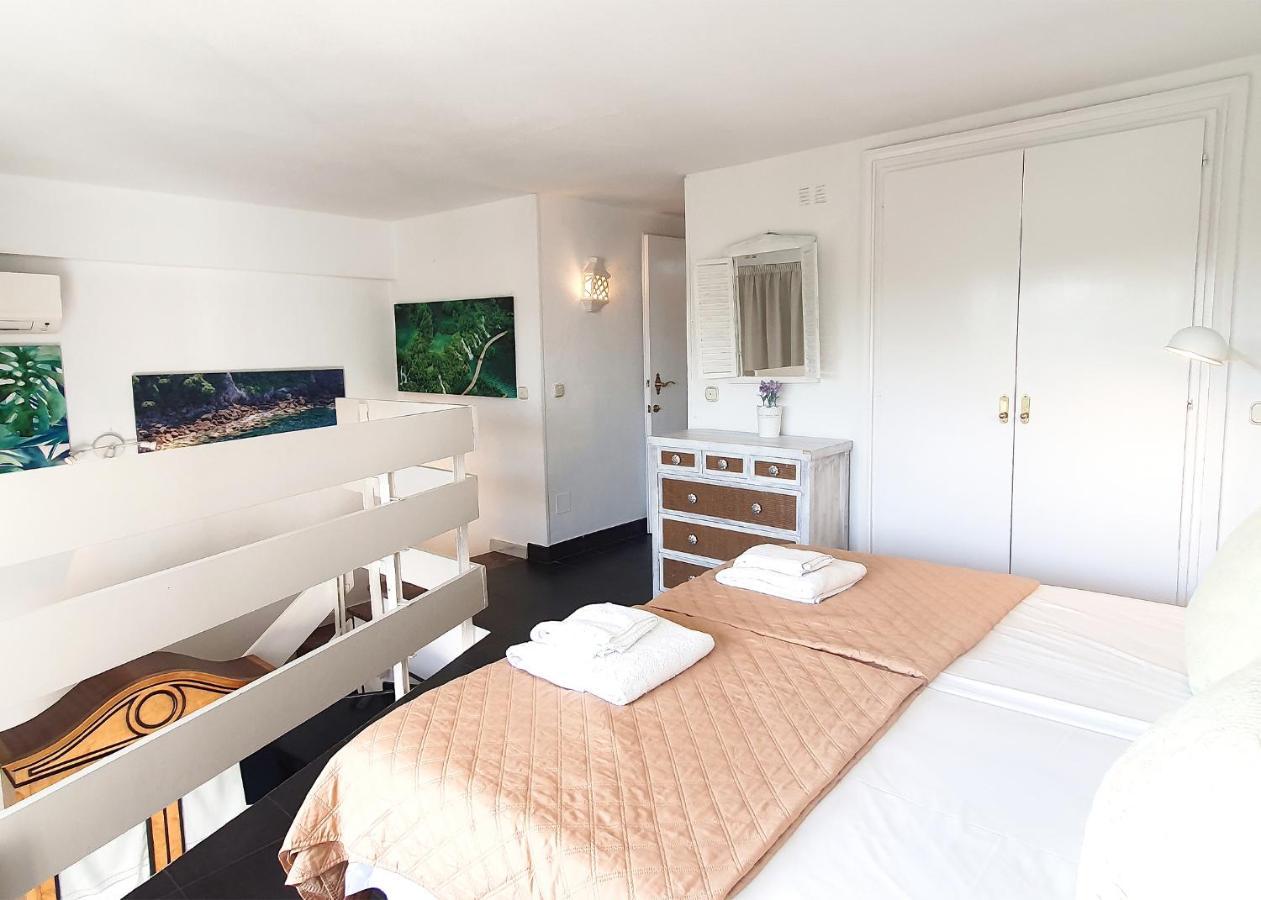 Skol 316. Attractive 1 Bedroom Duplex Apartment With Sea View In Skol Marbella. Kültér fotó